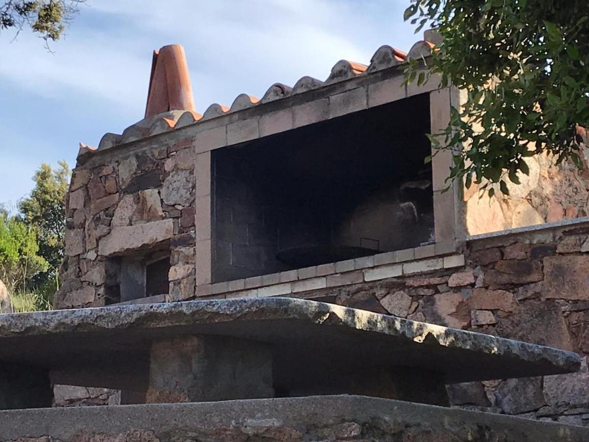 Villa Unica - Appartamenti Alba E Tramonto Isola Rossa  Exterior foto