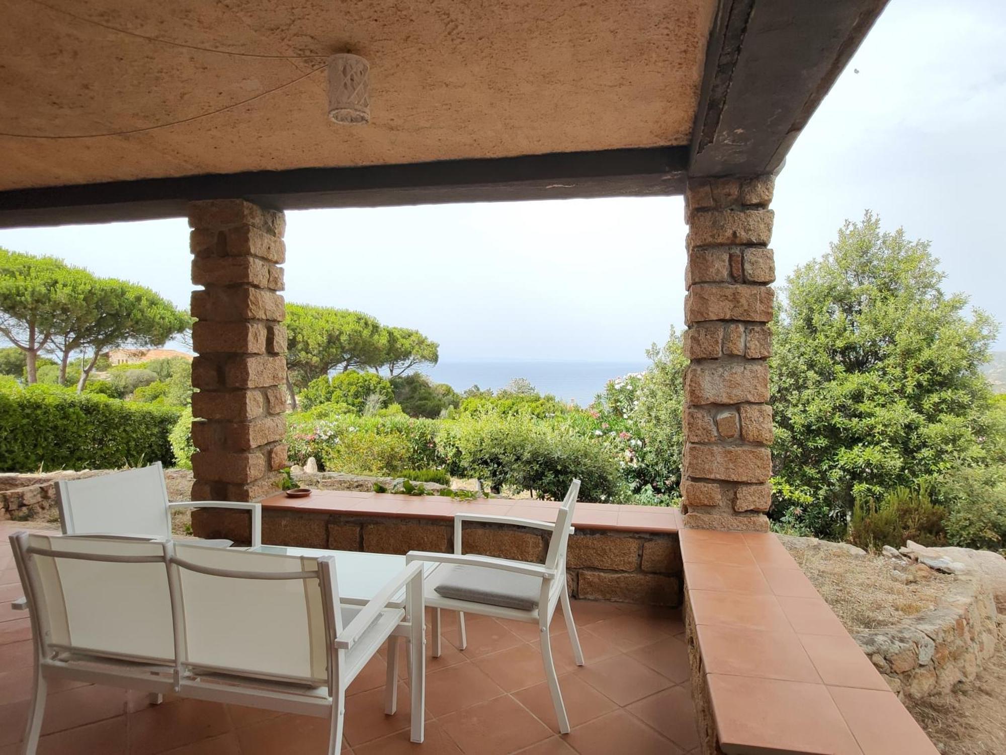 Villa Unica - Appartamenti Alba E Tramonto Isola Rossa  Exterior foto