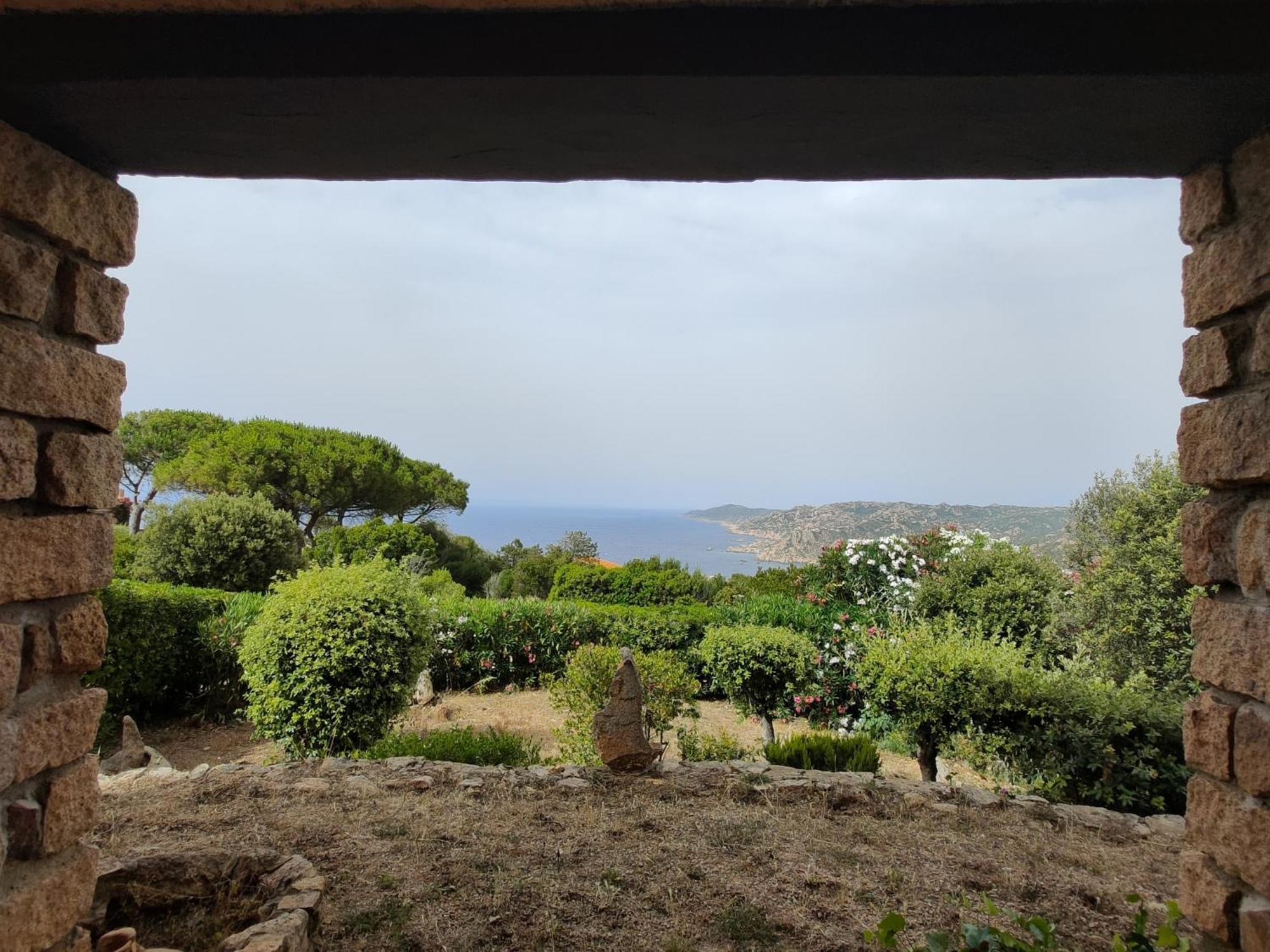 Villa Unica - Appartamenti Alba E Tramonto Isola Rossa  Exterior foto